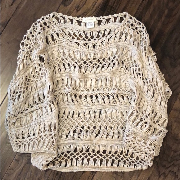 Crochet Top - Picture 1 of 3